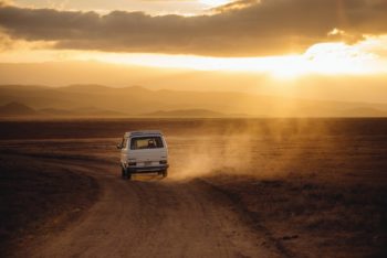 6 Tips for Traveling Long Distances & Road Trips